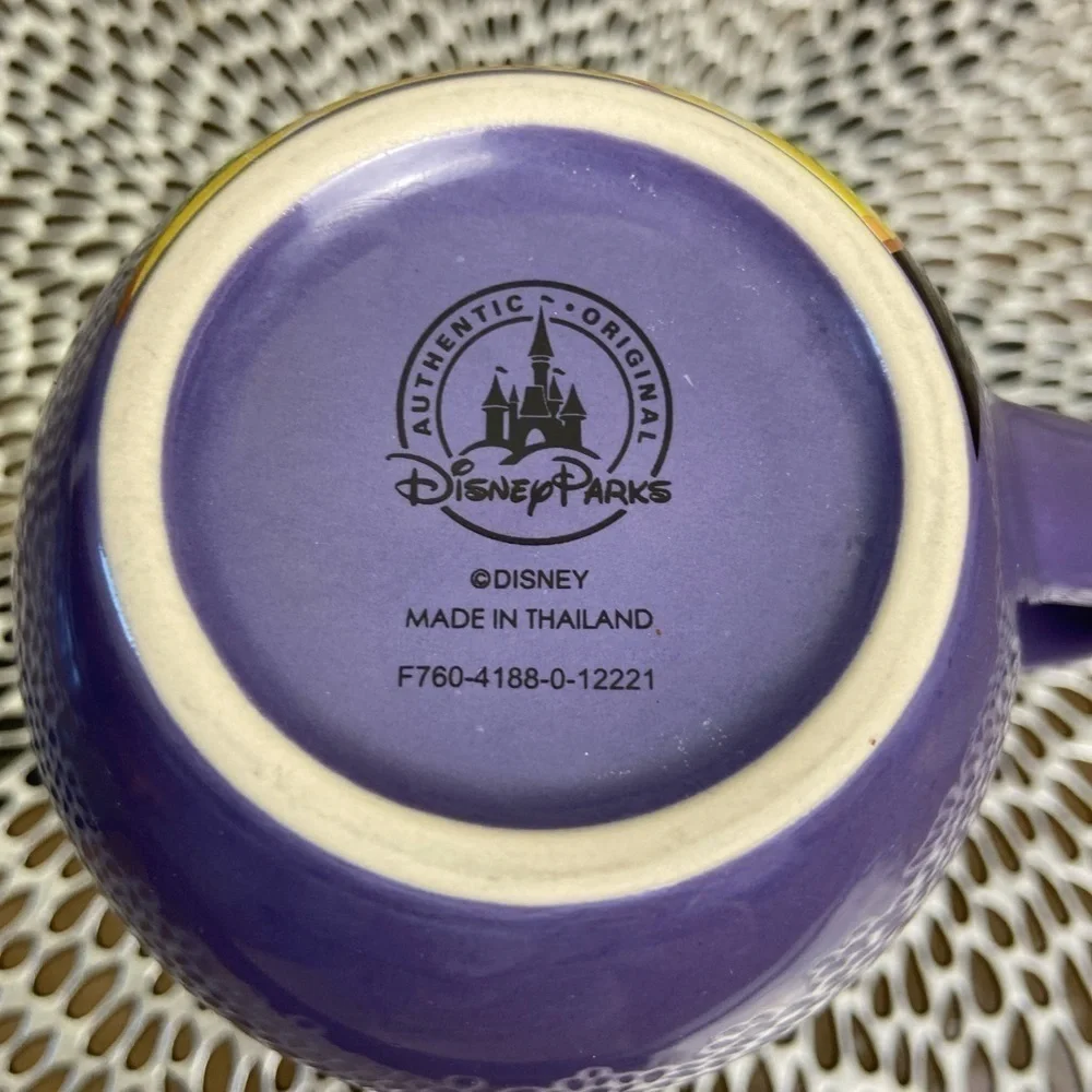 Disney Theme Parks Minnie Mouse Mug